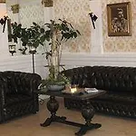 Hamlet Hotel