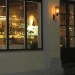 Hotel Hamlet