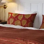 Hamlet Hotel