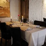 Hamlet Hotel