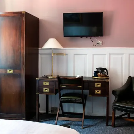 Hamlet Hotel 3*